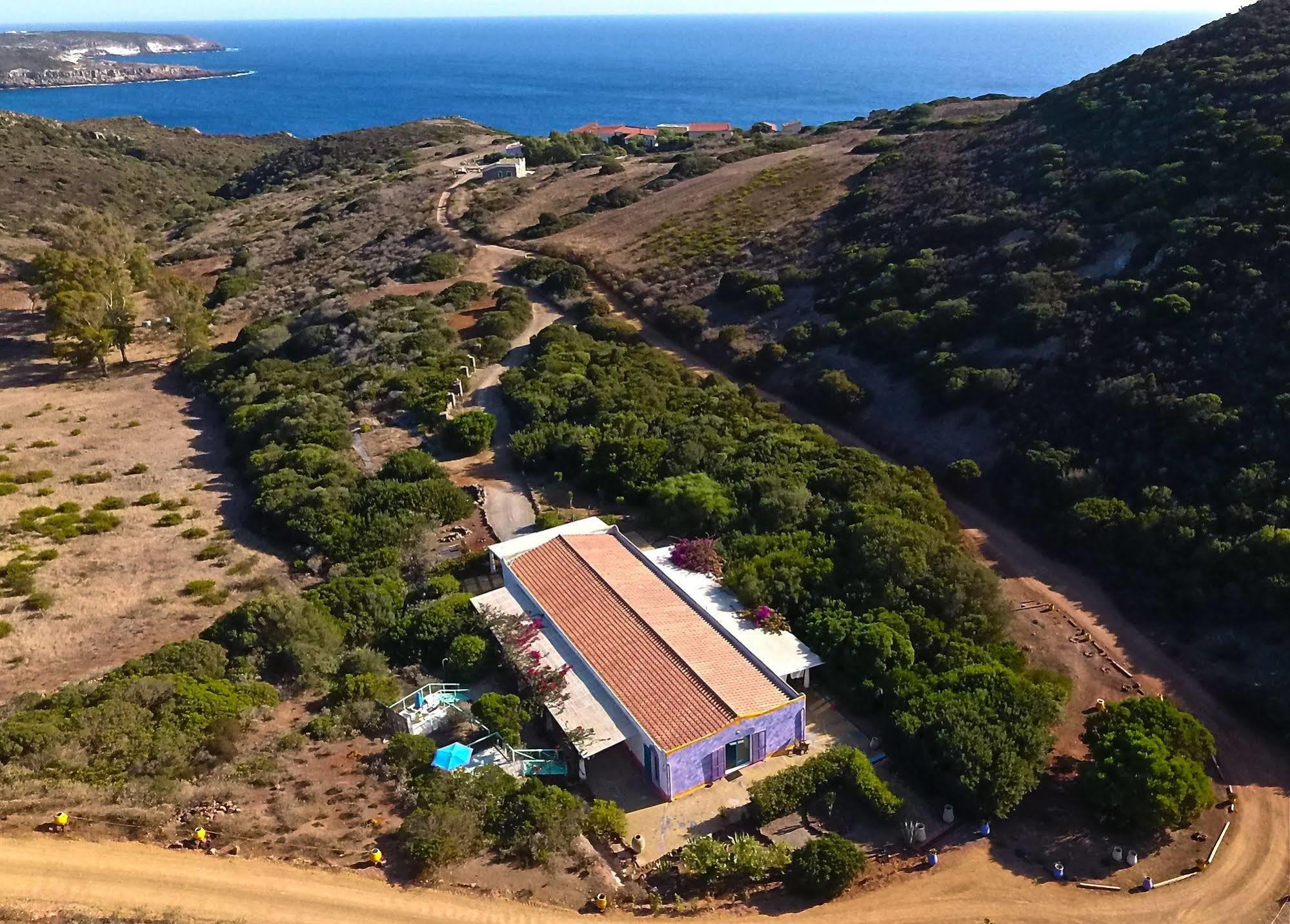 Poecylia Bed & Breakfast Carloforte  Exterior photo
